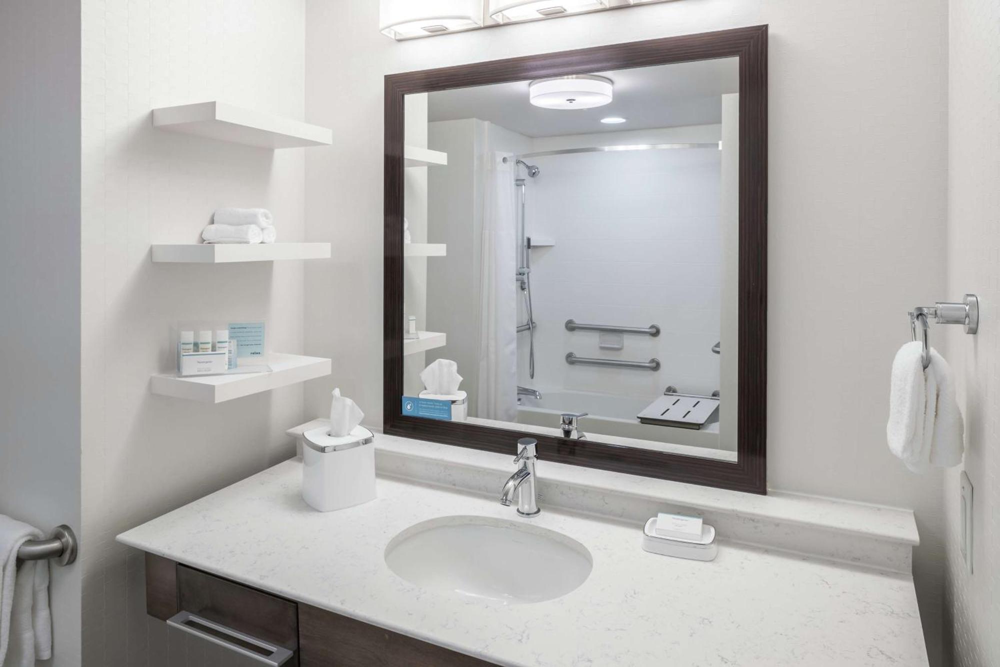 Hampton Inn & Suites By Hilton Atlanta Perimeter Dunwoody Esterno foto